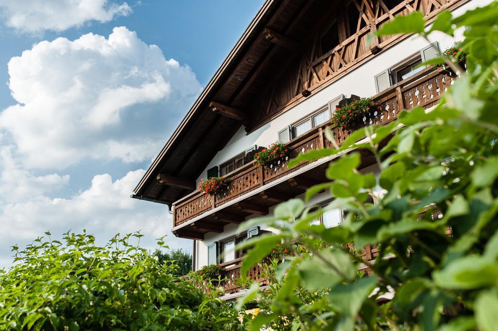 Parkhotel Living Bayersoien 外观 照片
